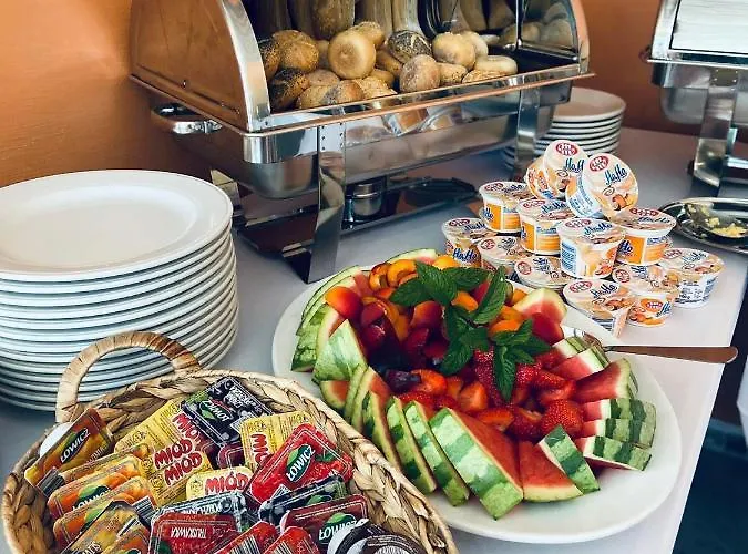 Ohana Space W Juracie 公寓式酒店 4*