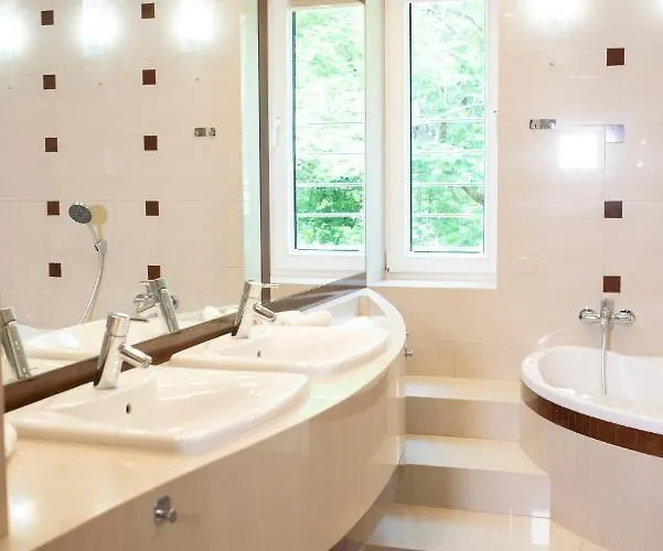 Ohana Space W Juracie 公寓式酒店 拉塔